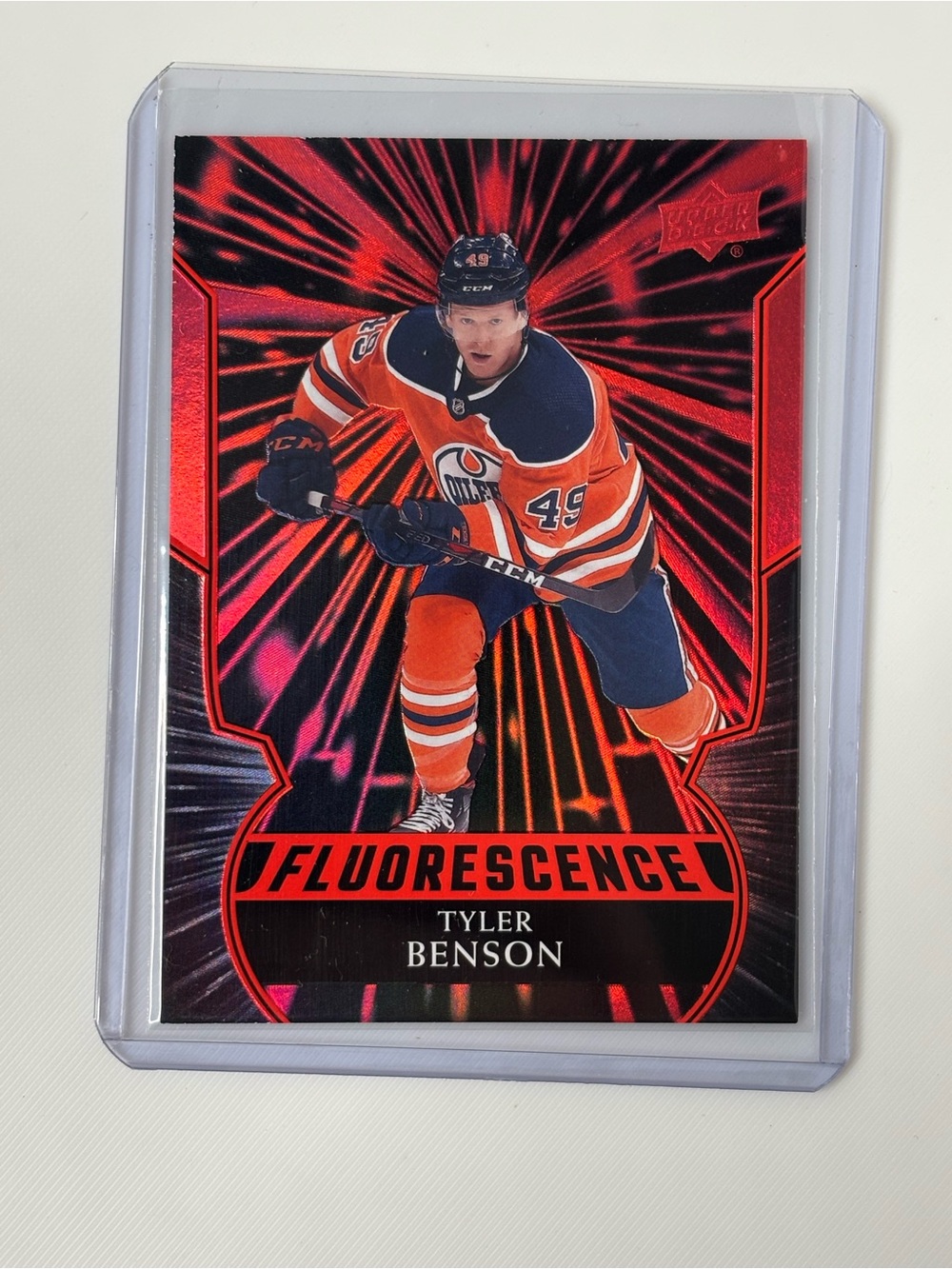 Tyler Benson 2020-21 Upper Deck Fluorescence Red #F-9 Edmonton Oilers 🏒